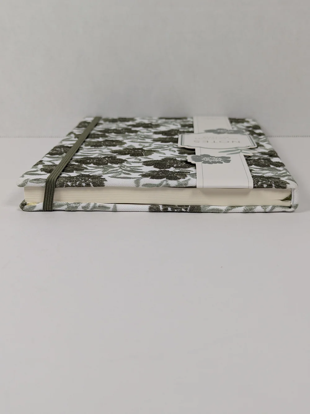 Studio Montrose Floral Hardcover Notebook Journal Green White 200 Ruled Pgs NWT